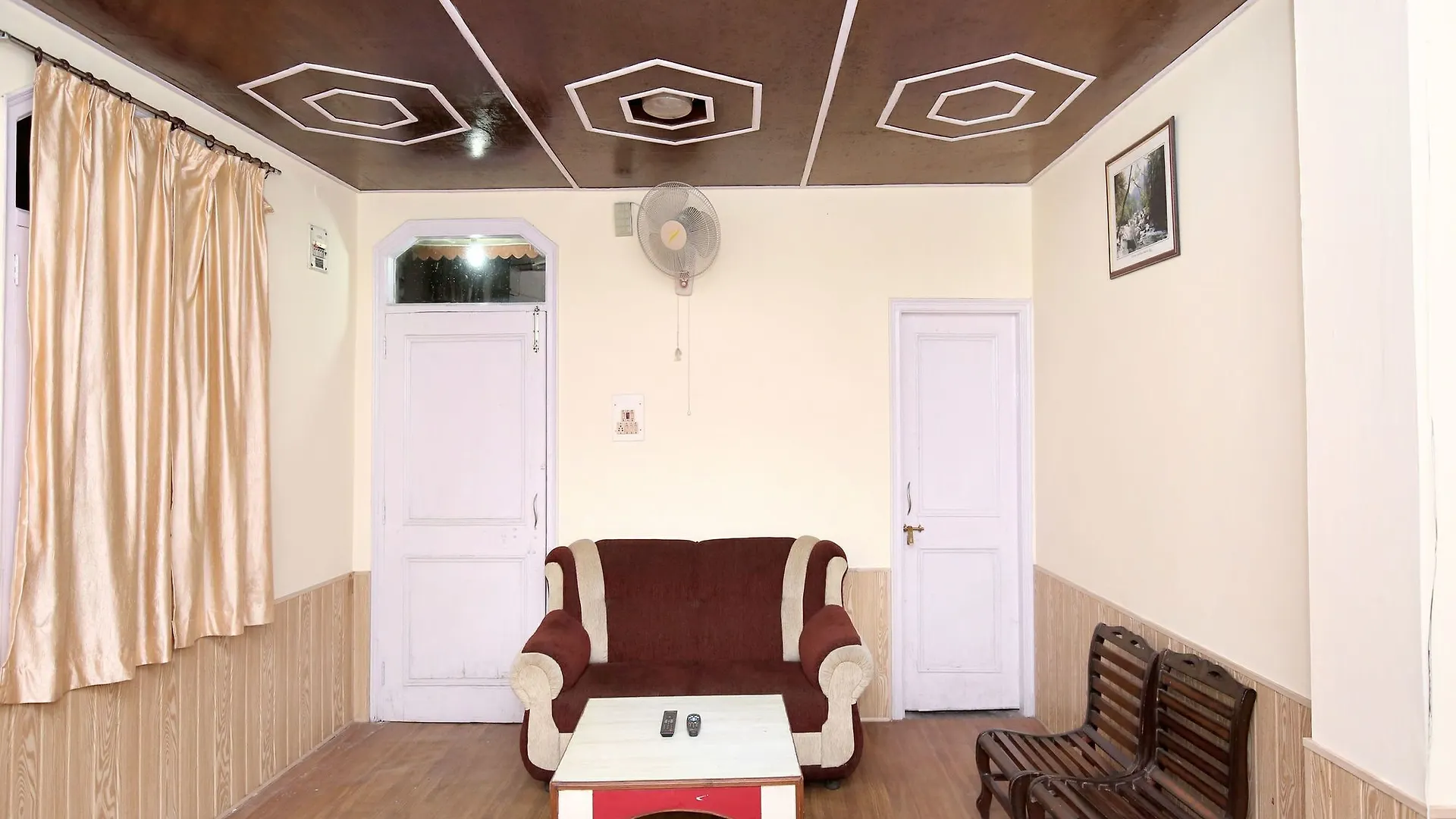 Oyo 12241 Home 2Rk Shoghi Shimla Hotel